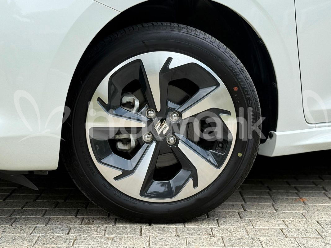 Ad photo 18