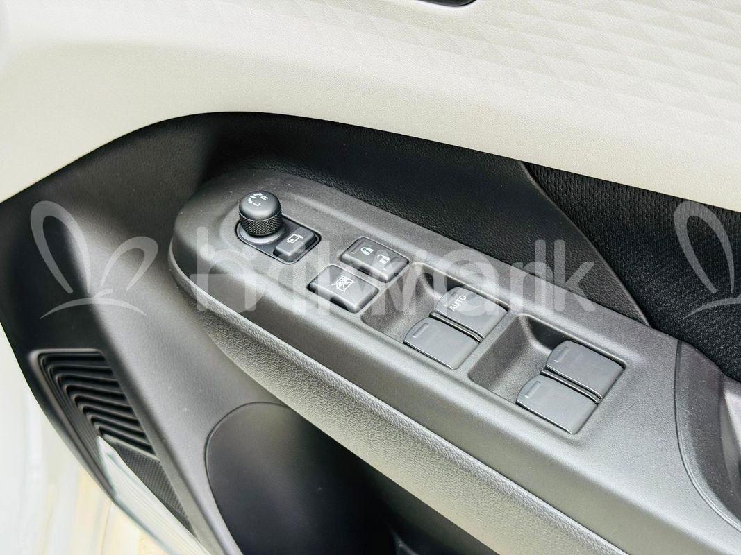 Ad photo 15
