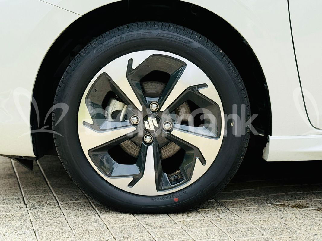 Ad photo 8