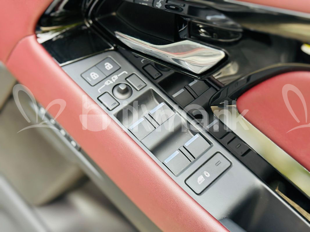Ad photo 15